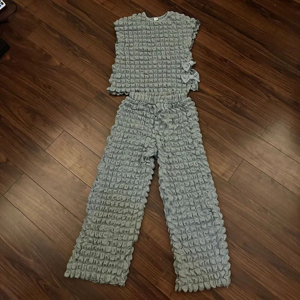 Girls two piece bubble blue set size 10